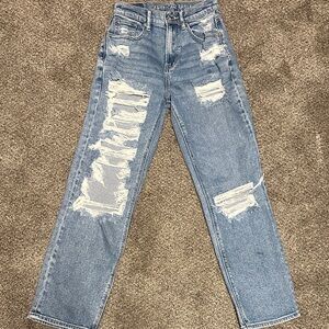 American Eagle Outfitters Light Blue Distressed Mom Jeans